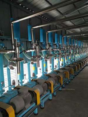 中央供料系统原理剖析 驱动注塑车间智能化升级与现场安装实录